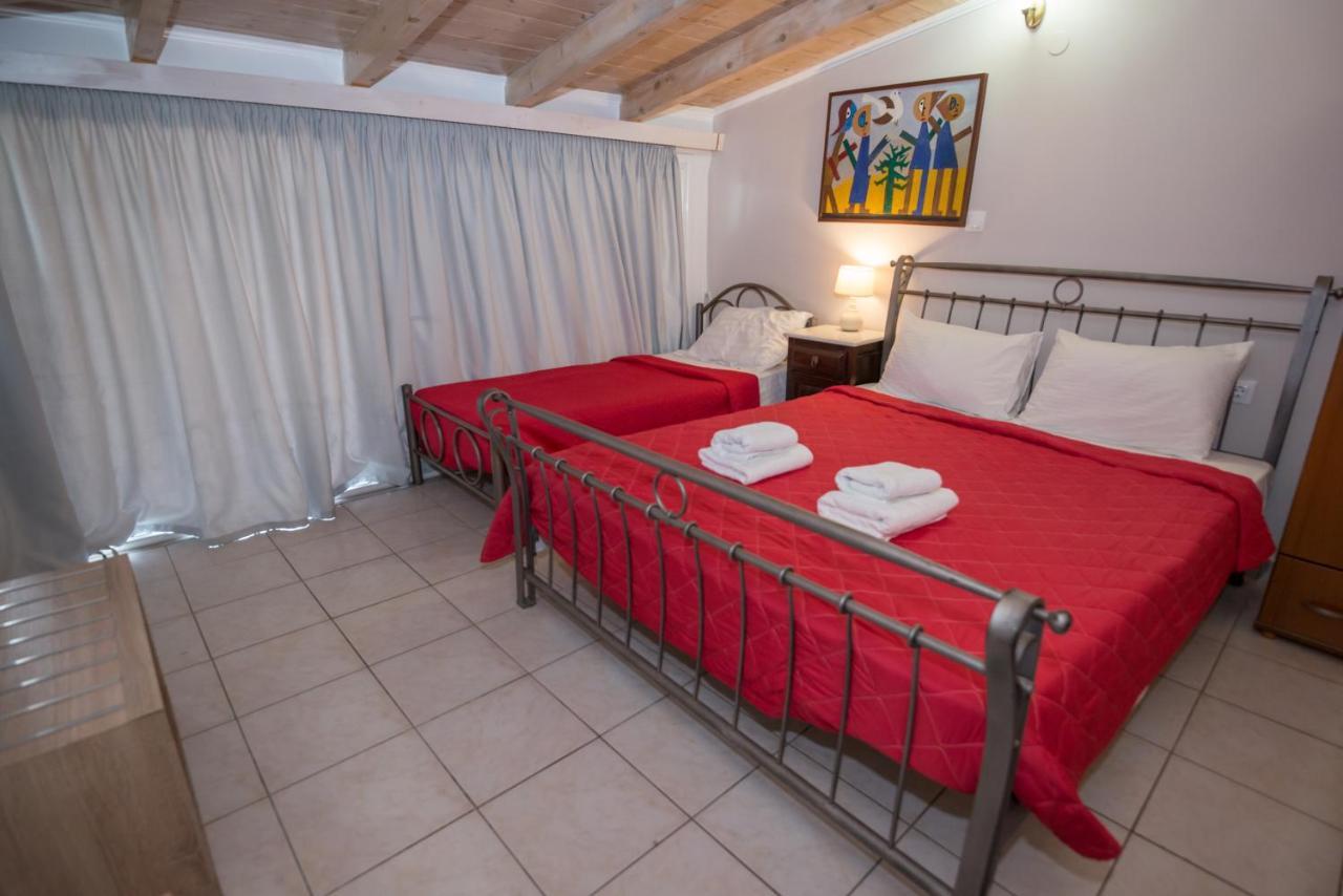 Hotel Pegasos Nikiana Bagian luar foto