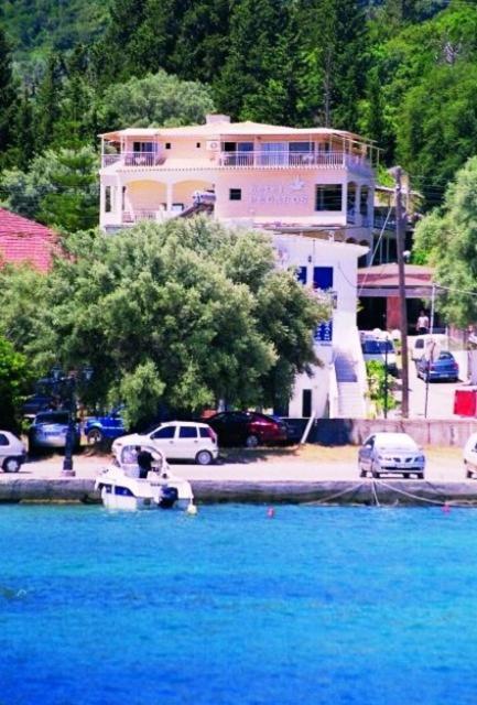 Hotel Pegasos Nikiana Bagian luar foto